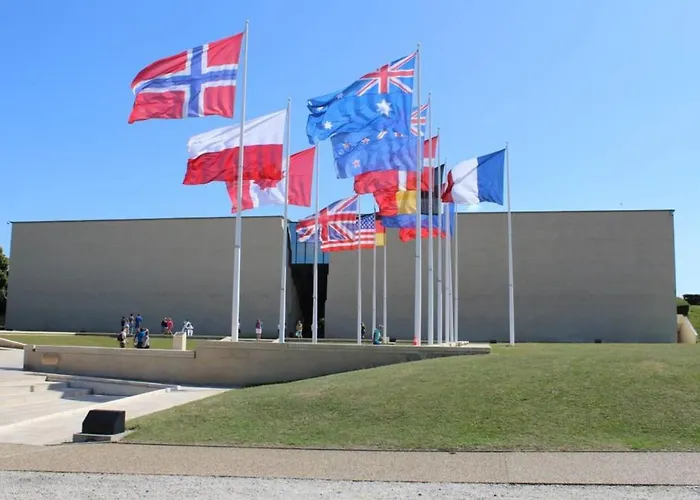 La Plume De Malherbe - Parking - Coup De Coeur Daire *