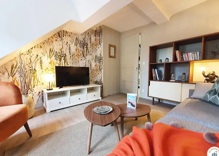 La Plume De Malherbe - Parking - Coup De Coeur